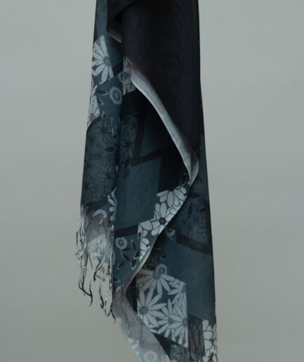 Pashmina Printed Scarf with Tassels - Black Web
